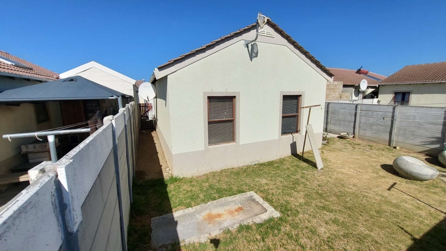 2 Bedroom Property for Sale in Victoria Park Western Cape